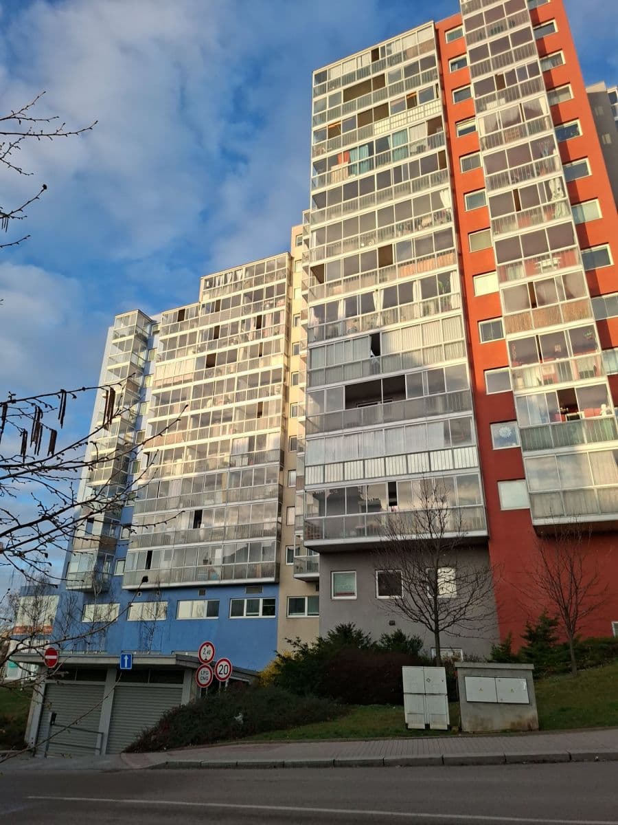 1 bedroom with open-plan kitchen flat for sale, 59 m², V Dolině, Prague, Prague 1 bedroom with open-plan kitchen flat for sale, 59 m², V Dolině, Prague, Prague