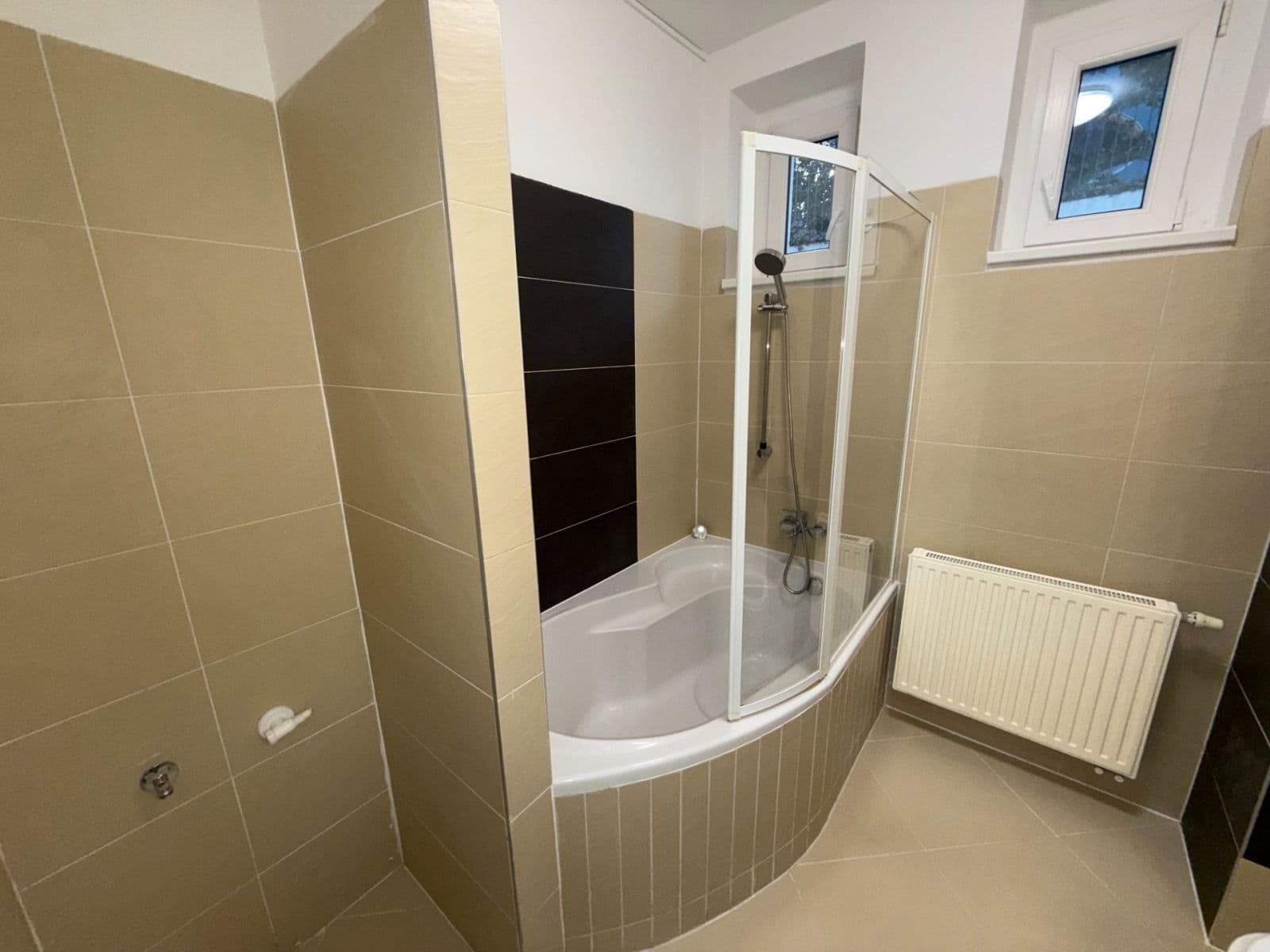 Studio flat to rent, 45 m², Mydlářka, Prague, Prague Studio flat to rent, 45 m², Mydlářka, Prague, Prague