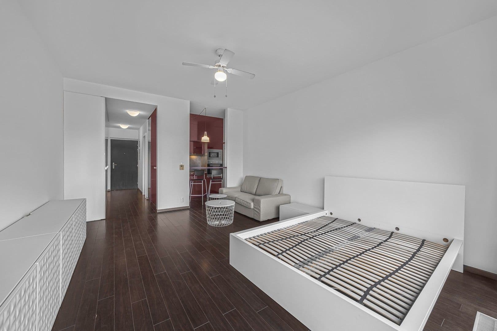 Studio flat to rent, 43 m², Jankovcova, Prague, Prague Studio flat to rent, 43 m², Jankovcova, Prague, Prague