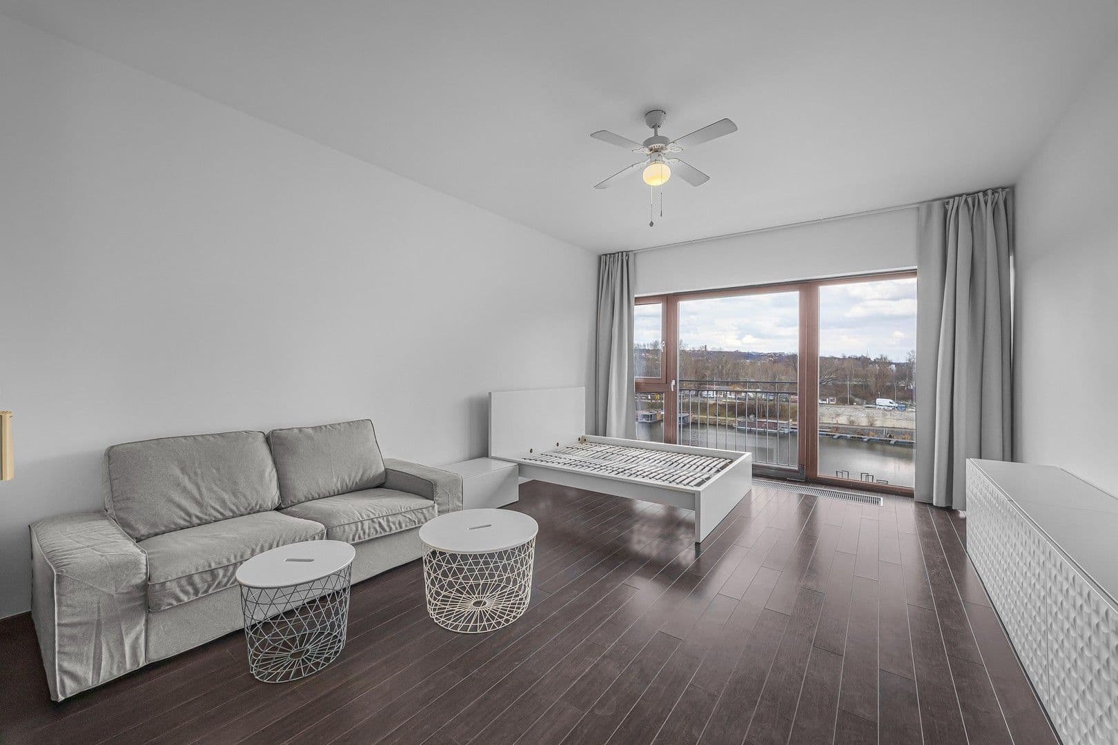 Studio flat to rent, 43 m², Jankovcova, Prague, Prague Studio flat to rent, 43 m², Jankovcova, Prague, Prague