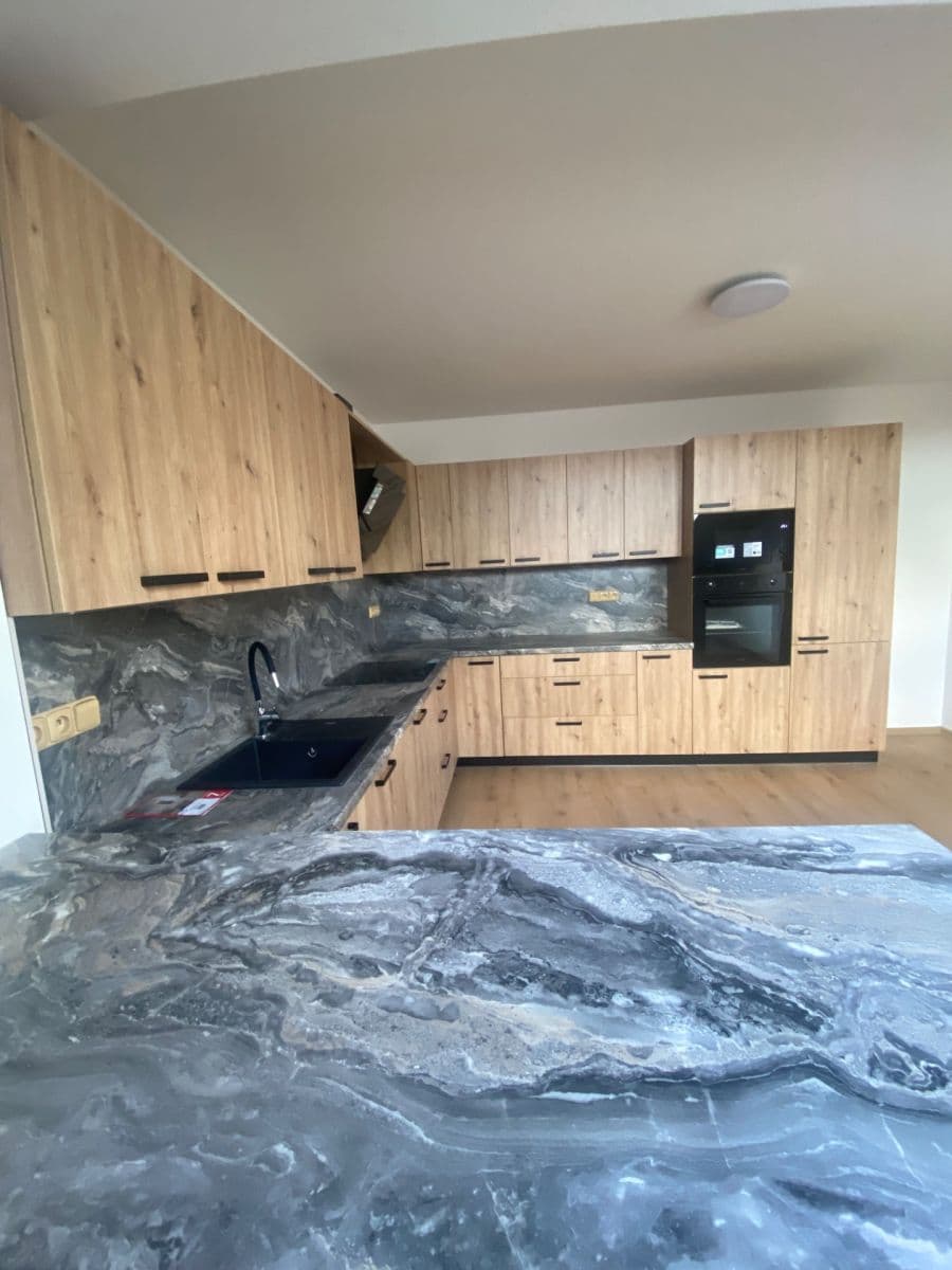 3 bedroom flat to rent, 134 m², Na Líše, Prague, Prague 3 bedroom flat to rent, 134 m², Na Líše, Prague, Prague