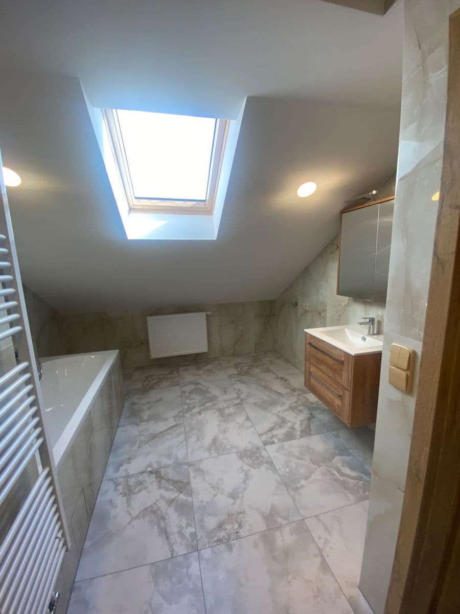 3 bedroom flat to rent, 134 m², Na Líše, Prague, Prague 3 bedroom flat to rent, 134 m², Na Líše, Prague, Prague