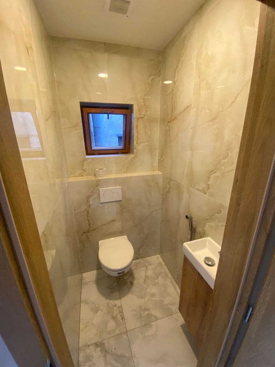 3 bedroom flat to rent, 134 m², Na Líše, Prague, Prague 3 bedroom flat to rent, 134 m², Na Líše, Prague, Prague