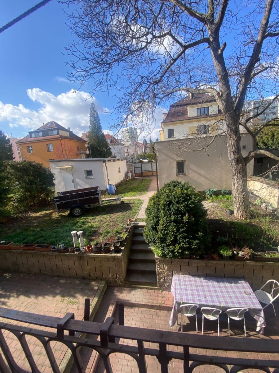 3 bedroom flat to rent, 134 m², Na Líše, Prague, Prague 3 bedroom flat to rent, 134 m², Na Líše, Prague, Prague