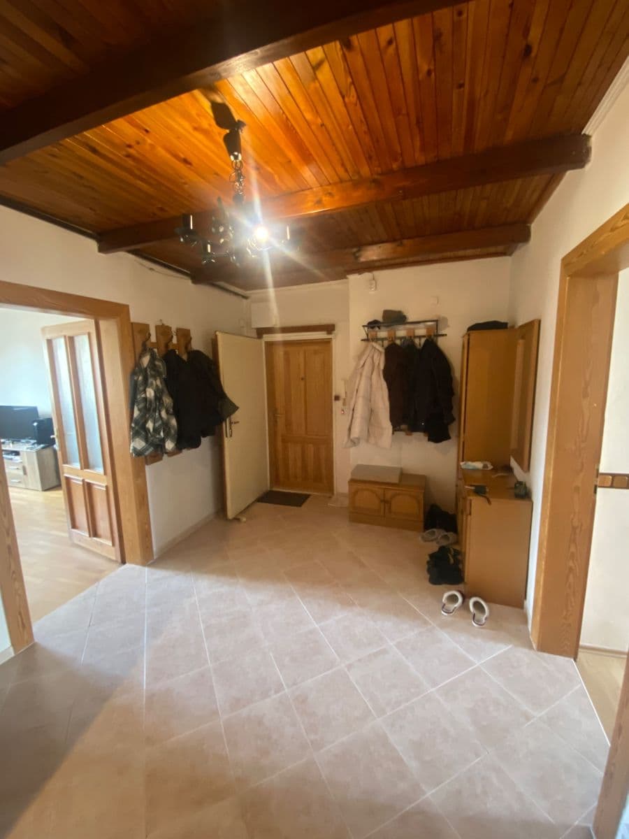 3 bedroom flat to rent, 84 m², Na Líše, Prague, Prague 3 bedroom flat to rent, 84 m², Na Líše, Prague, Prague