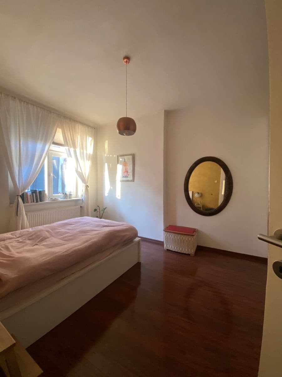 1 bedroom with open-plan kitchen flat to rent, 50 m², Na Výšinách, Prague, Prague 1 bedroom with open-plan kitchen flat to rent, 50 m², Na Výšinách, Prague, Prague