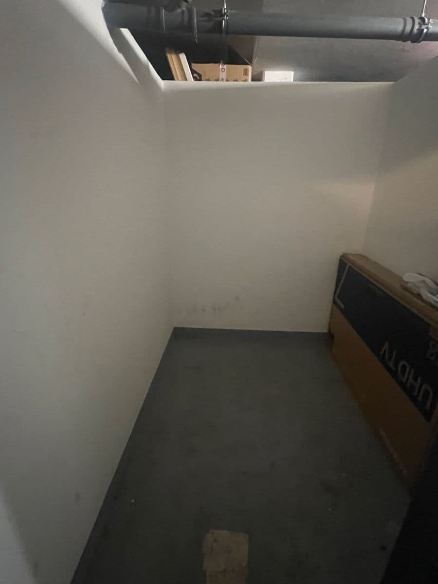 2 bedroom with open-plan kitchen flat to rent, 75 m², Kollárova, Brno, Jihomoravský Region 2 bedroom with open-plan kitchen flat to rent, 75 m², Kollárova, Brno, Jihomoravský Region