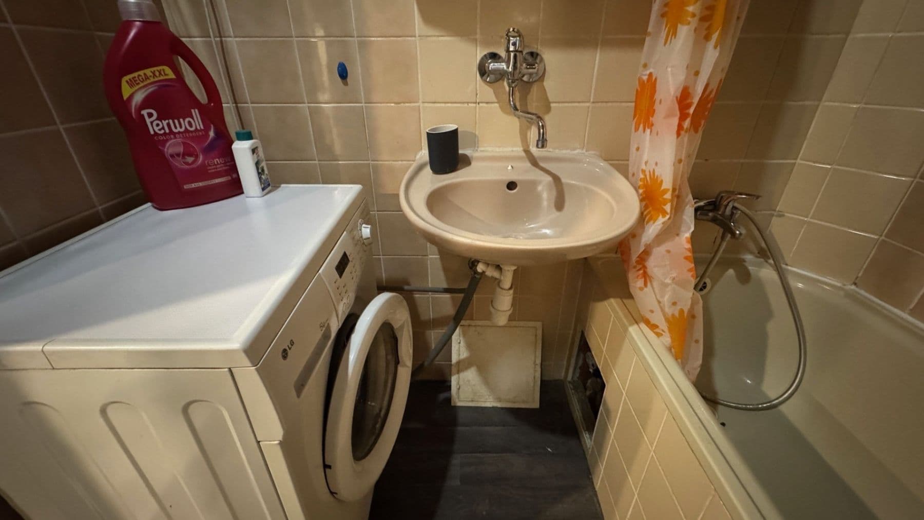 Studio flat to rent, 33 m², Na Břehu, Prague, Prague Studio flat to rent, 33 m², Na Břehu, Prague, Prague