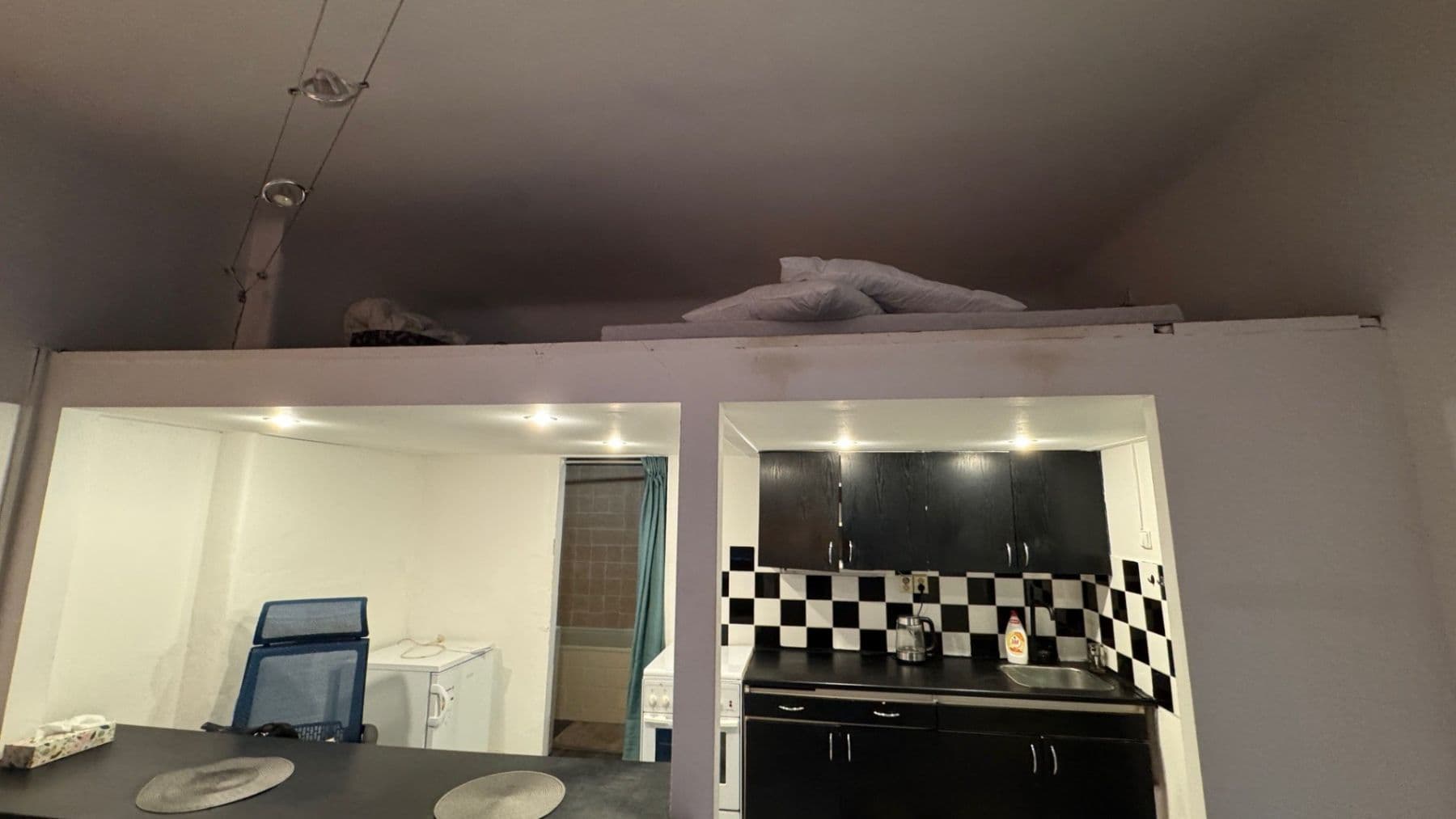 Studio flat to rent, 33 m², Na Břehu, Prague, Prague Studio flat to rent, 33 m², Na Břehu, Prague, Prague