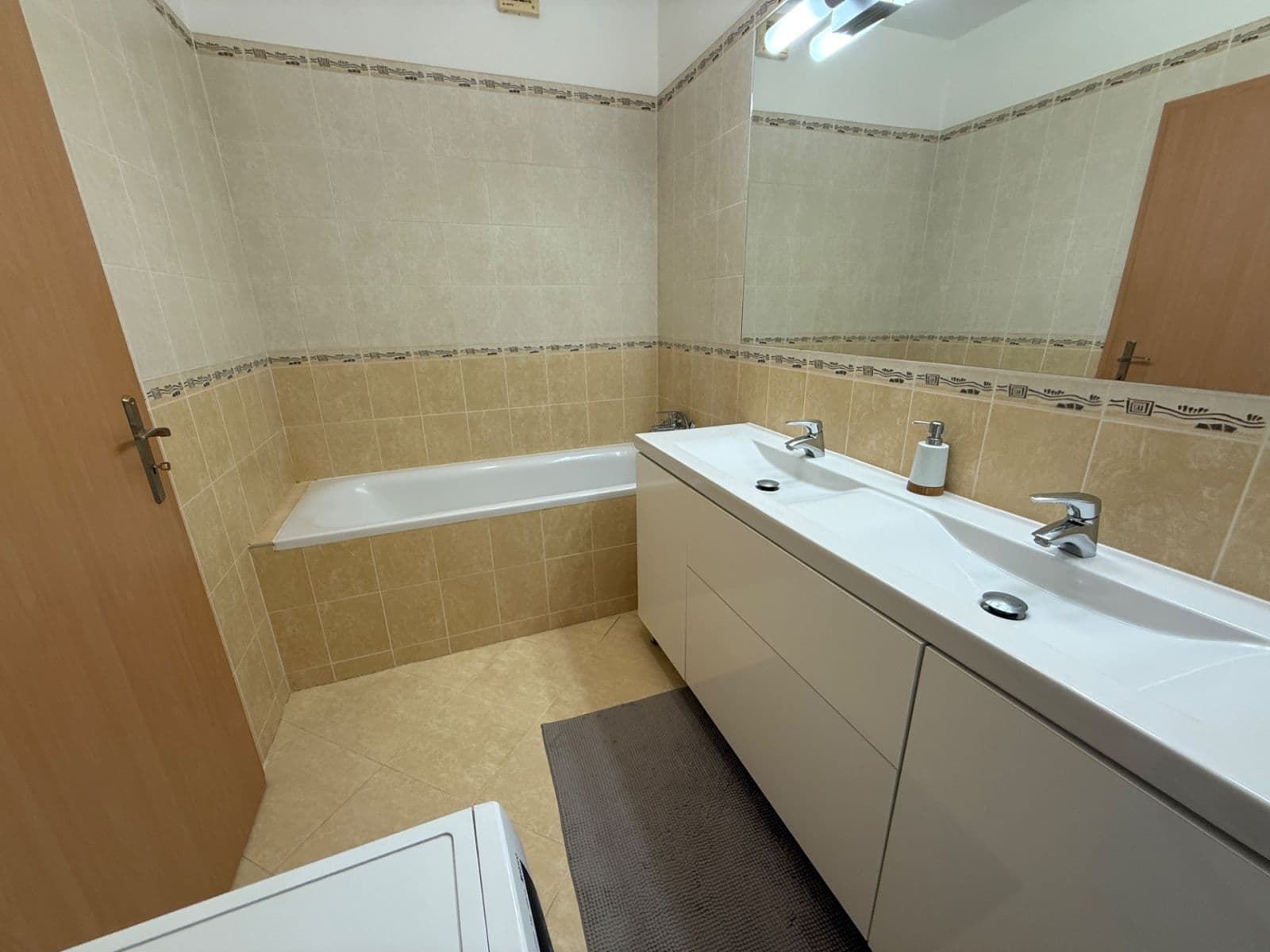 3 bedroom flat for sale, 91 m², Štefana Majera, Záhorská Bystrica, Bratislavský Region 3 bedroom flat for sale, 91 m², Štefana Majera, Záhorská Bystrica, Bratislavský Region