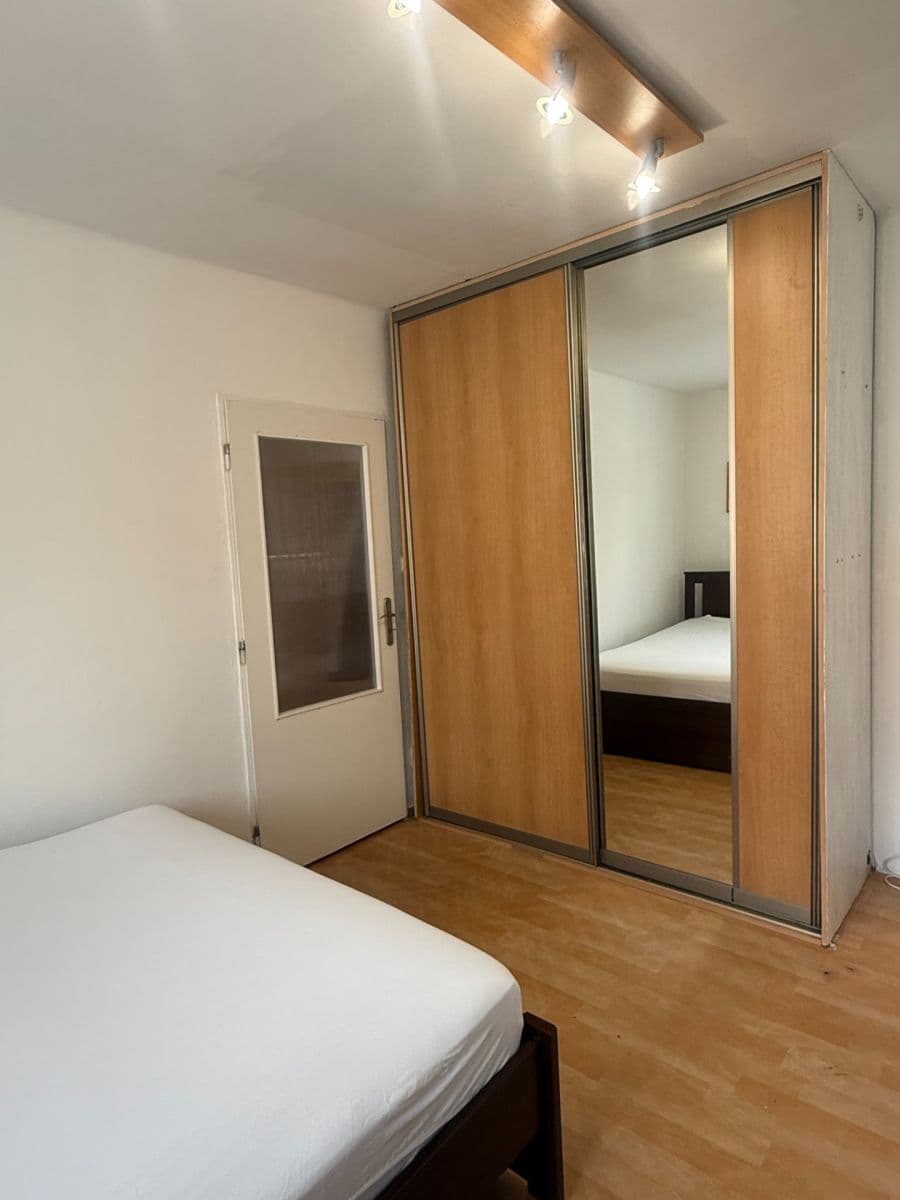 1 bedroom flat to rent, 31 m², Křivoklátská, Prague, Prague 1 bedroom flat to rent, 31 m², Křivoklátská, Prague, Prague