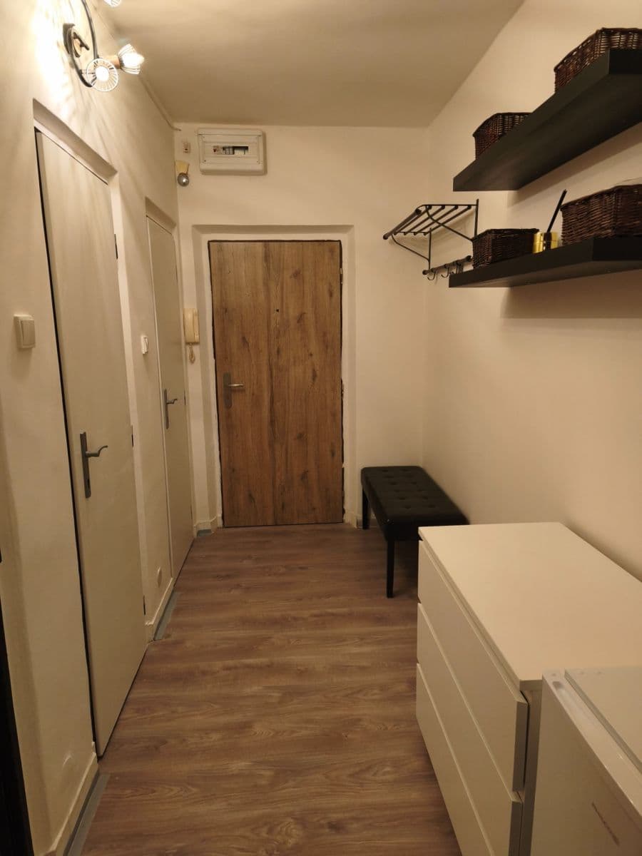 1 bedroom flat to rent, 24 m², Luh, Vsetín, Zlínský Region 1 bedroom flat to rent, 24 m², Luh, Vsetín, Zlínský Region