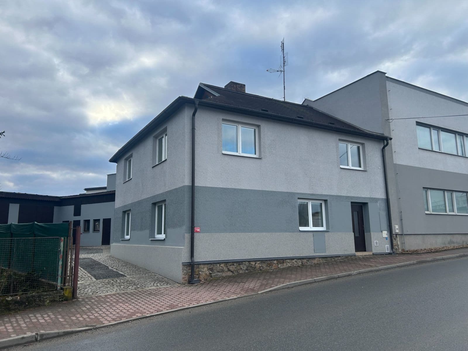 2 bedroom with open-plan kitchen flat to rent, 100 m², Skrýšovská, Pelhřimov, Vysočina Region 2 bedroom with open-plan kitchen flat to rent, 100 m², Skrýšovská, Pelhřimov, Vysočina Region