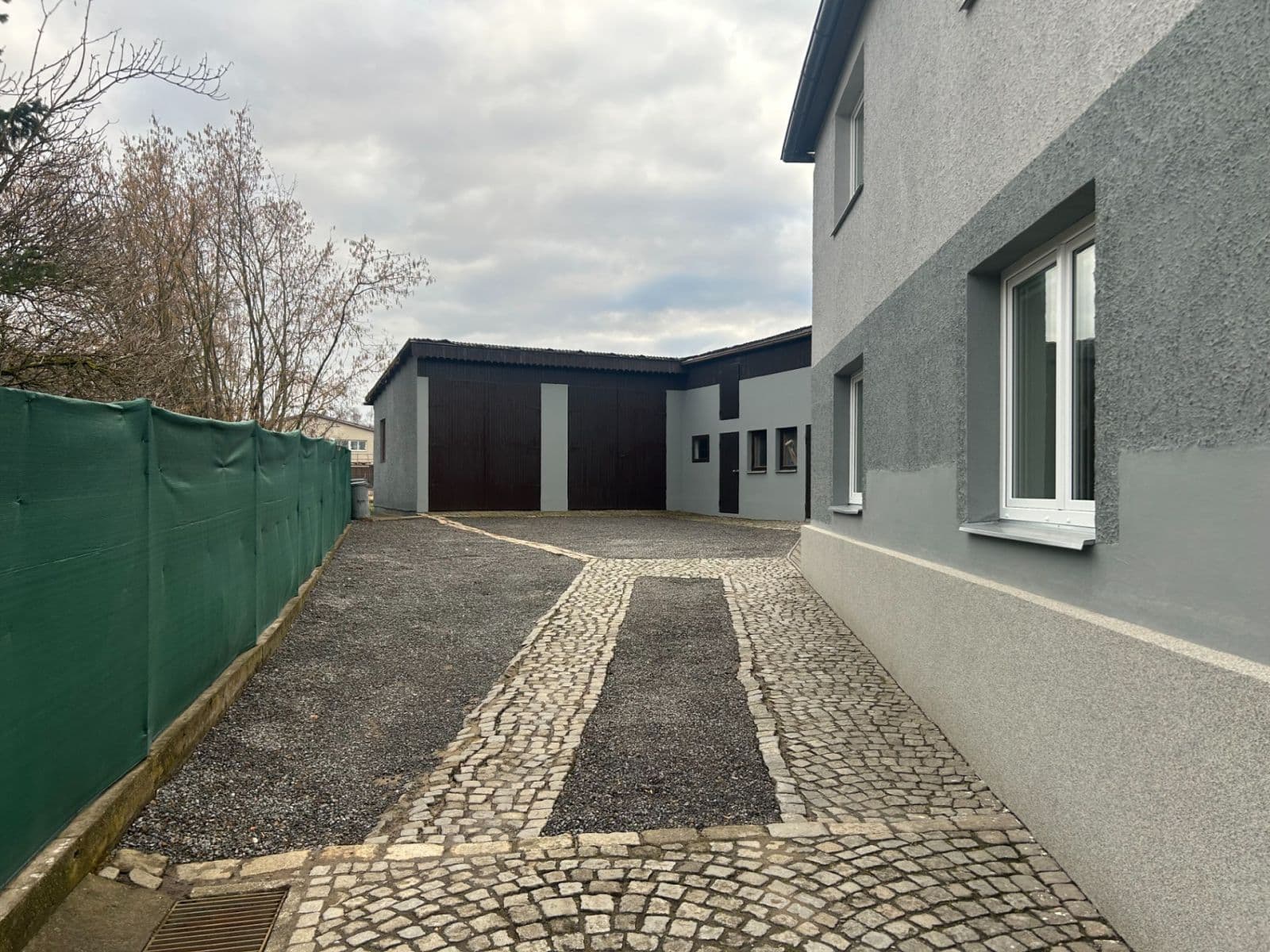 2 bedroom with open-plan kitchen flat to rent, 100 m², Skrýšovská, Pelhřimov, Vysočina Region 2 bedroom with open-plan kitchen flat to rent, 100 m², Skrýšovská, Pelhřimov, Vysočina Region