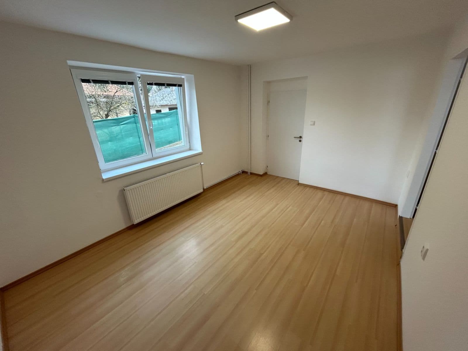 2 bedroom with open-plan kitchen flat to rent, 100 m², Skrýšovská, Pelhřimov, Vysočina Region 2 bedroom with open-plan kitchen flat to rent, 100 m², Skrýšovská, Pelhřimov, Vysočina Region