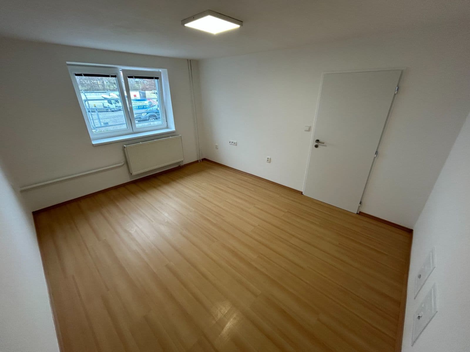 2 bedroom with open-plan kitchen flat to rent, 100 m², Skrýšovská, Pelhřimov, Vysočina Region 2 bedroom with open-plan kitchen flat to rent, 100 m², Skrýšovská, Pelhřimov, Vysočina Region