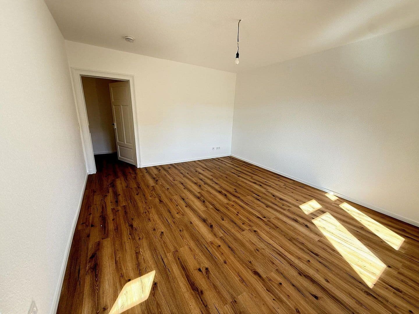 3 bedroom flat to rent, 68 m², Gambrinusstraße 16, Dresden, Saxony 3 bedroom flat to rent, 68 m², Gambrinusstraße 16, Dresden, Saxony