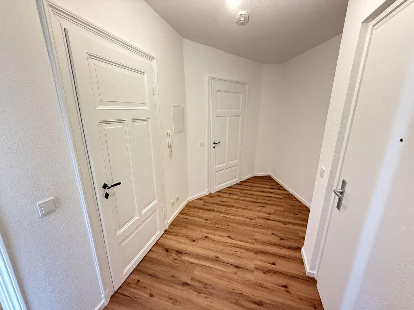 3 bedroom flat to rent, 68 m², Gambrinusstraße 16, Dresden, Saxony 3 bedroom flat to rent, 68 m², Gambrinusstraße 16, Dresden, Saxony