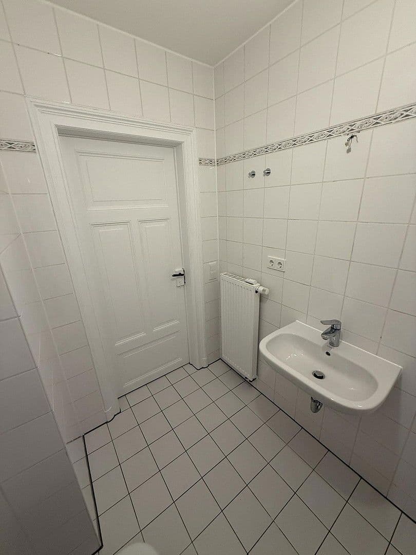 3 bedroom flat to rent, 68 m², Gambrinusstraße 16, Dresden, Saxony 3 bedroom flat to rent, 68 m², Gambrinusstraße 16, Dresden, Saxony