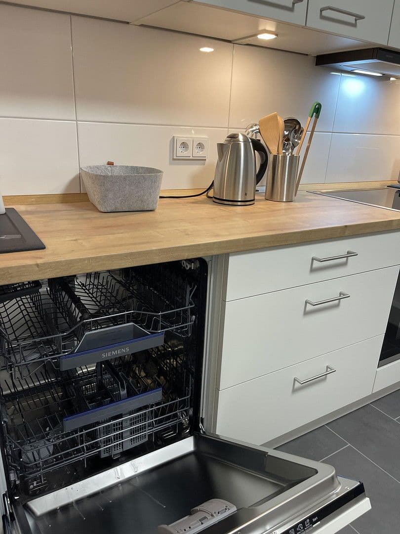 2 bedroom flat to rent, 54 m², Rauenthaler Straße 11A, Wiesbaden, Hesse 2 bedroom flat to rent, 54 m², Rauenthaler Straße 11A, Wiesbaden, Hesse