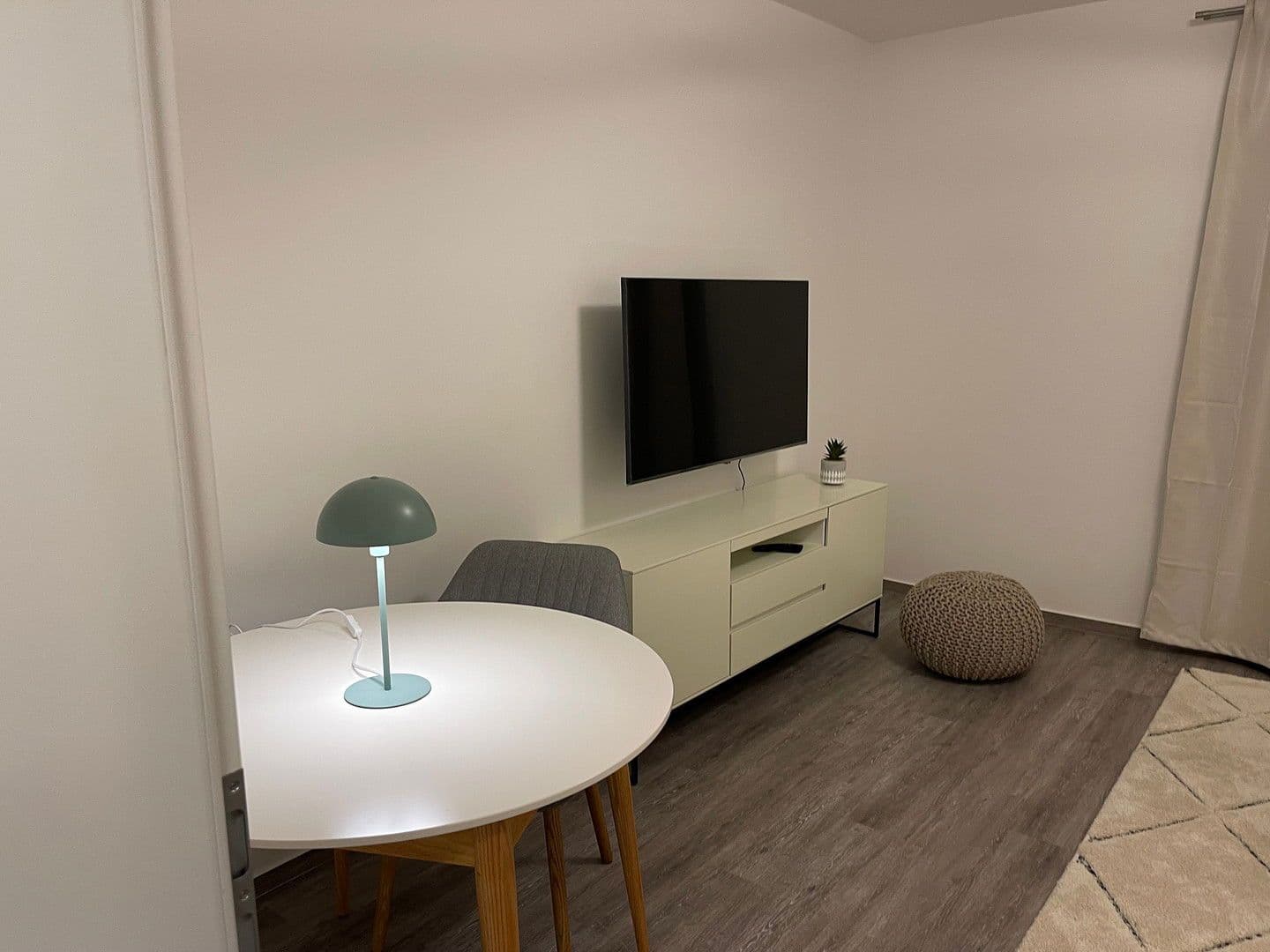 2 bedroom flat to rent, 54 m², Rauenthaler Straße 11A, Wiesbaden, Hesse 2 bedroom flat to rent, 54 m², Rauenthaler Straße 11A, Wiesbaden, Hesse