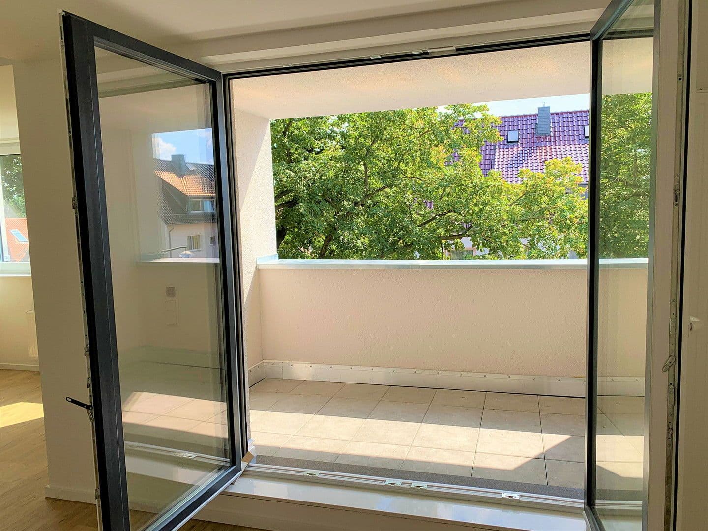 1 bedroom with open-plan kitchen flat to rent, 91 m², Hindenburgstr. 30, Langenhagen, Lower Saxony 1 bedroom with open-plan kitchen flat to rent, 91 m², Hindenburgstr. 30, Langenhagen, Lower Saxony