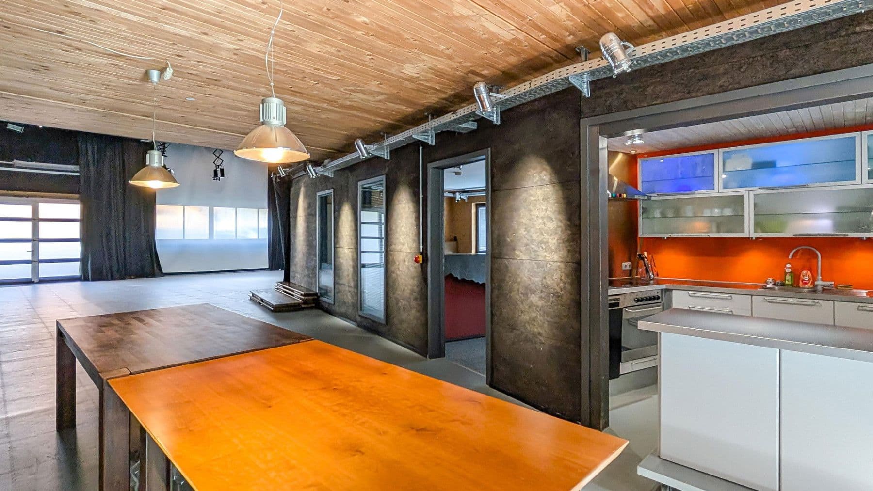 non-residential property to rent, 395 m², Daimlerstraße 14, Taunusstein, Hesse non-residential property to rent, 395 m², Daimlerstraße 14, Taunusstein, Hesse