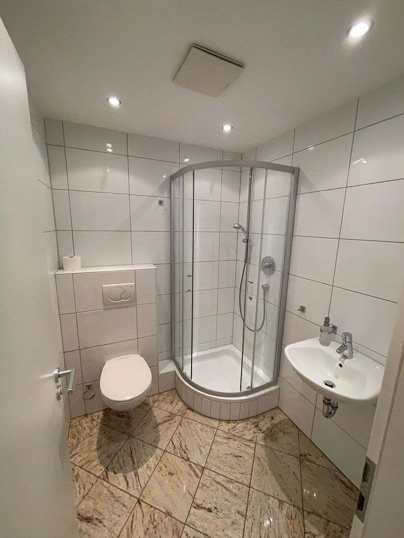 3 bedroom flat to rent, 108 m², Hattersheim am Main, Hesse 3 bedroom flat to rent, 108 m², Hattersheim am Main, Hesse