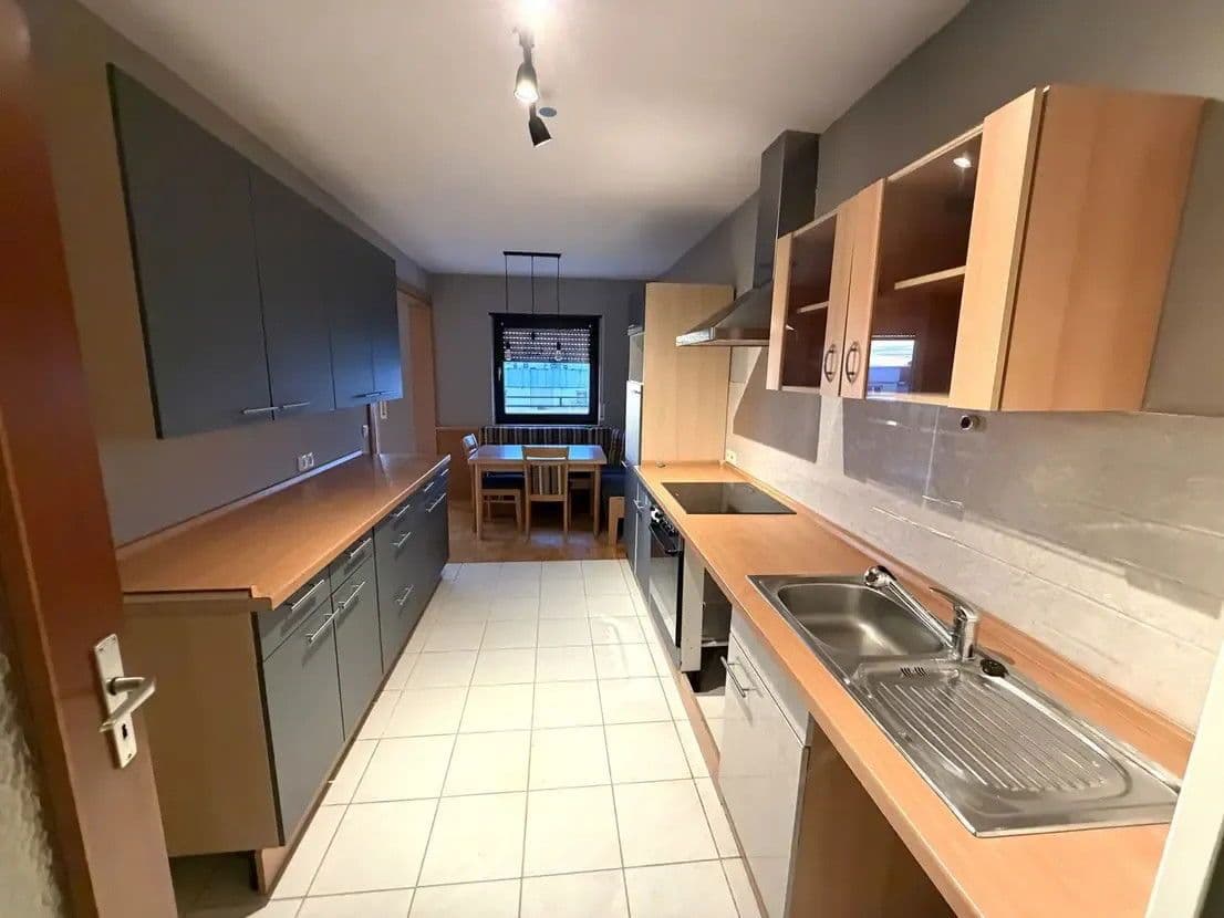 3 bedroom flat to rent, 90 m², Friedrich-Naumann Straße 17, Ludwigshafen am Rhein, Rhineland-Palatinate 3 bedroom flat to rent, 90 m², Friedrich-Naumann Straße 17, Ludwigshafen am Rhein, Rhineland-Palatinate