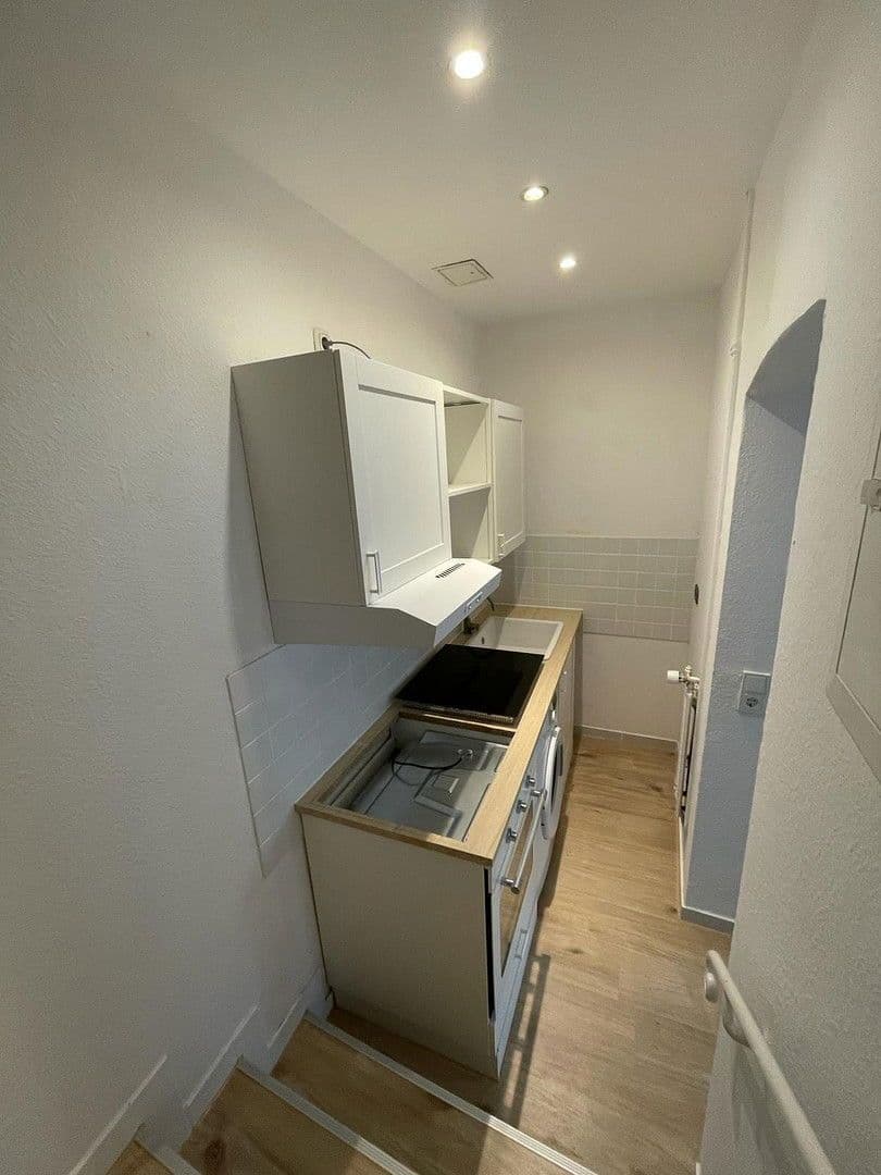 2 bedroom flat to rent, 59 m², Schiersteiner Straße 8, Wiesbaden, Hesse 2 bedroom flat to rent, 59 m², Schiersteiner Straße 8, Wiesbaden, Hesse