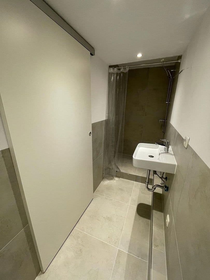 2 bedroom flat to rent, 59 m², Schiersteiner Straße 8, Wiesbaden, Hesse 2 bedroom flat to rent, 59 m², Schiersteiner Straße 8, Wiesbaden, Hesse