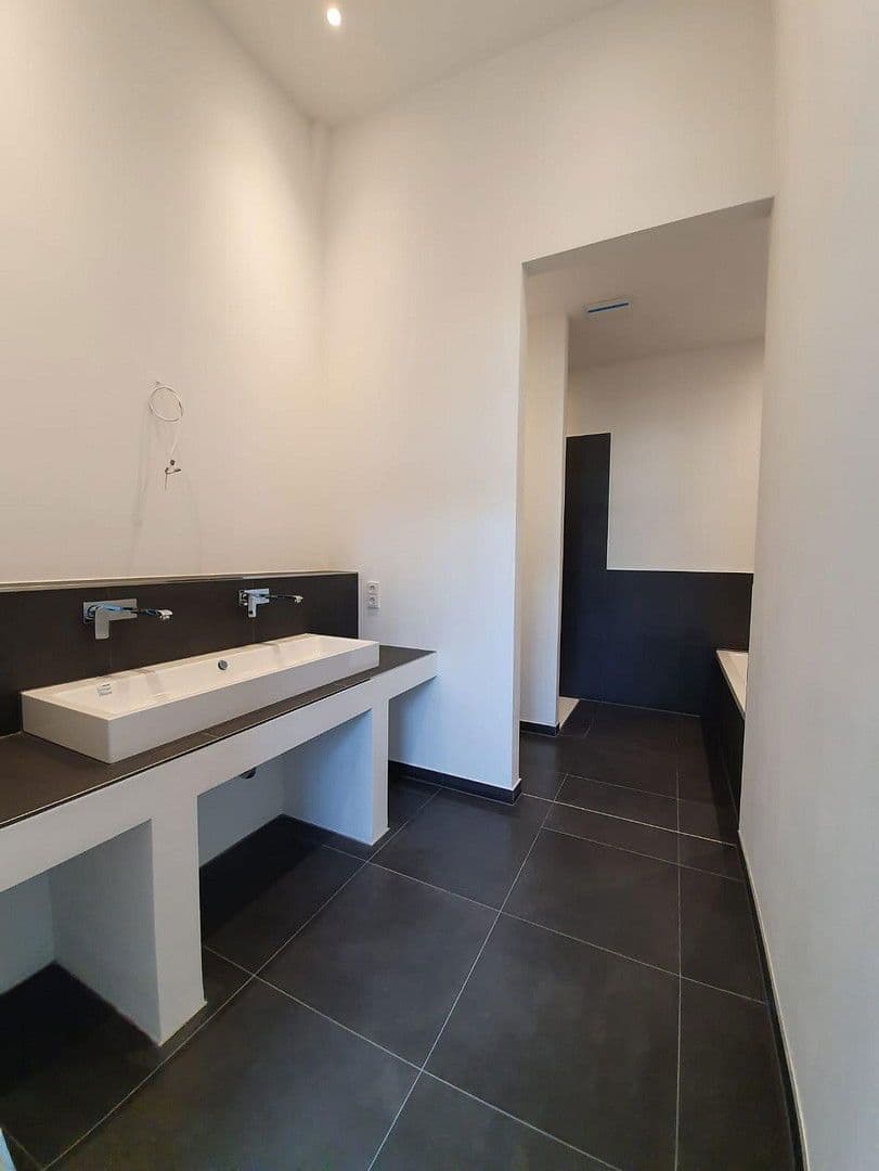 3 bedroom flat to rent, 200 m², Berlin, Berlin 3 bedroom flat to rent, 200 m², Berlin, Berlin