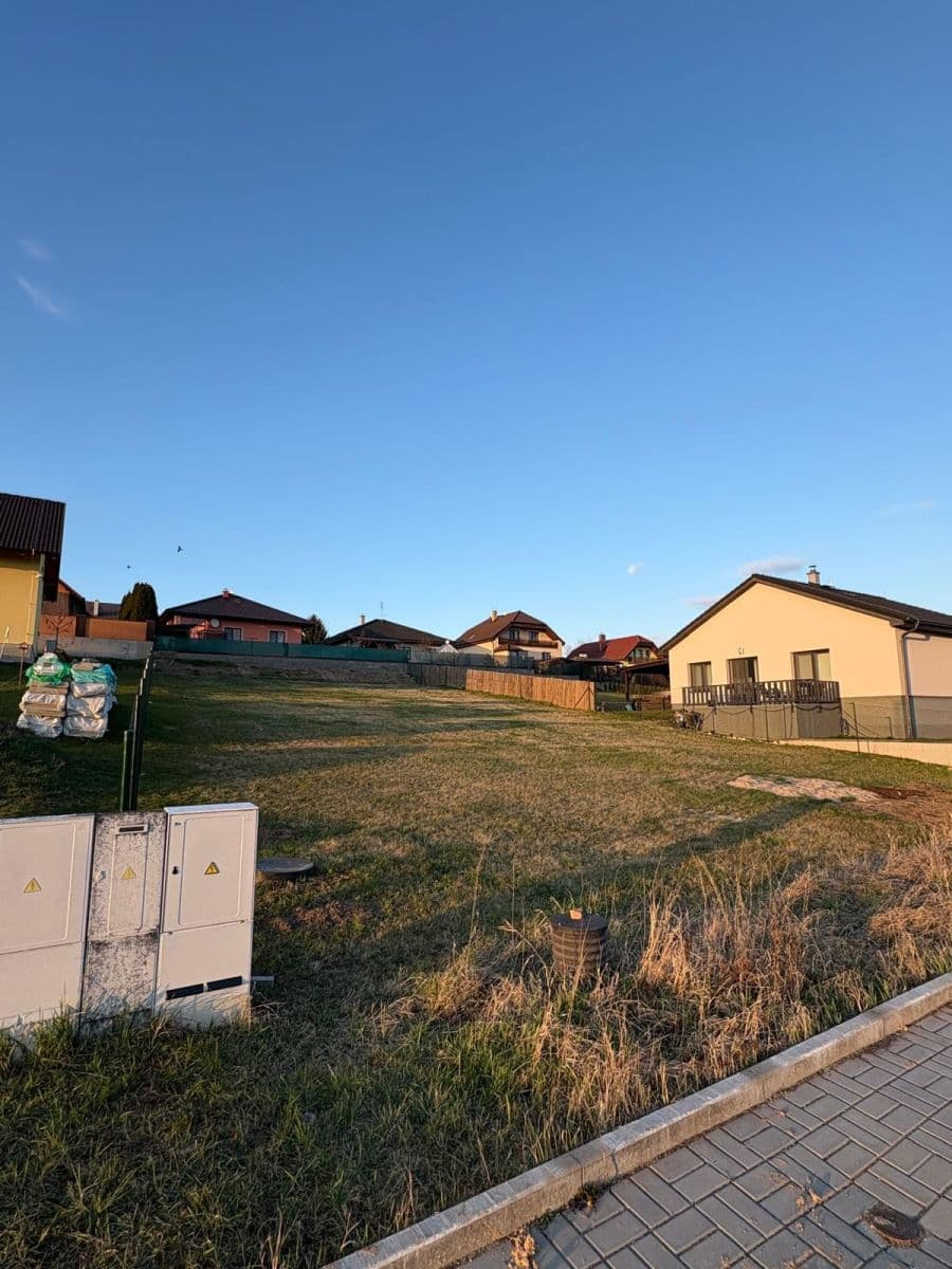 plot for sale, 812 m², K Potoku, Plaňany, Středočeský Region plot for sale, 812 m², K Potoku, Plaňany, Středočeský Region