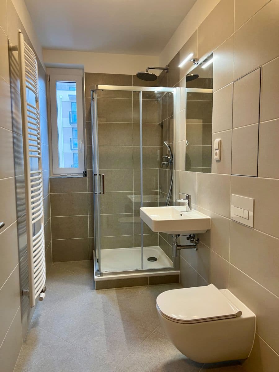 1 bedroom with open-plan kitchen flat to rent, 40 m², Nádražní, Kralupy nad Vltavou, Středočeský Region 1 bedroom with open-plan kitchen flat to rent, 40 m², Nádražní, Kralupy nad Vltavou, Středočeský Region