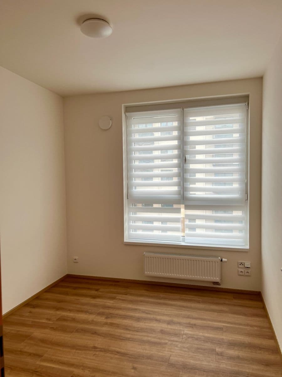 1 bedroom with open-plan kitchen flat to rent, 40 m², Nádražní, Kralupy nad Vltavou, Středočeský Region 1 bedroom with open-plan kitchen flat to rent, 40 m², Nádražní, Kralupy nad Vltavou, Středočeský Region