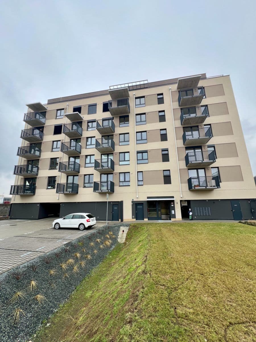 1 bedroom with open-plan kitchen flat to rent, 40 m², Nádražní, Kralupy nad Vltavou, Středočeský Region 1 bedroom with open-plan kitchen flat to rent, 40 m², Nádražní, Kralupy nad Vltavou, Středočeský Region