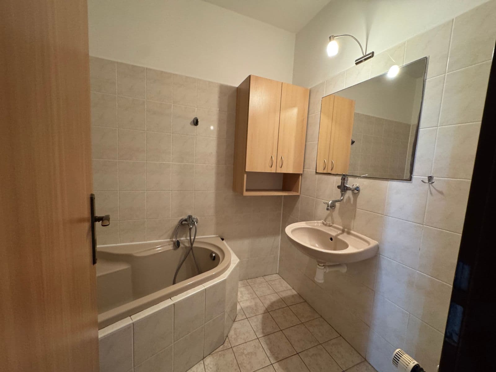 Studio flat to rent, 39 m², Hausenská, Letohrad, Pardubický Region Studio flat to rent, 39 m², Hausenská, Letohrad, Pardubický Region