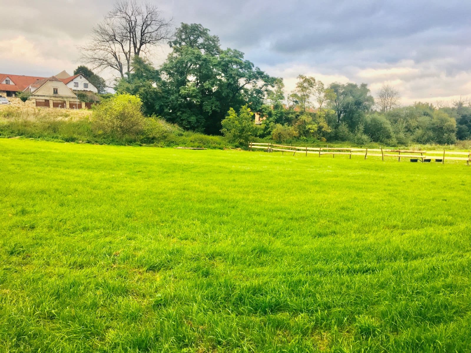 plot for sale, 36,000 m², Podolanka, Středočeský Region plot for sale, 36,000 m², Podolanka, Středočeský Region