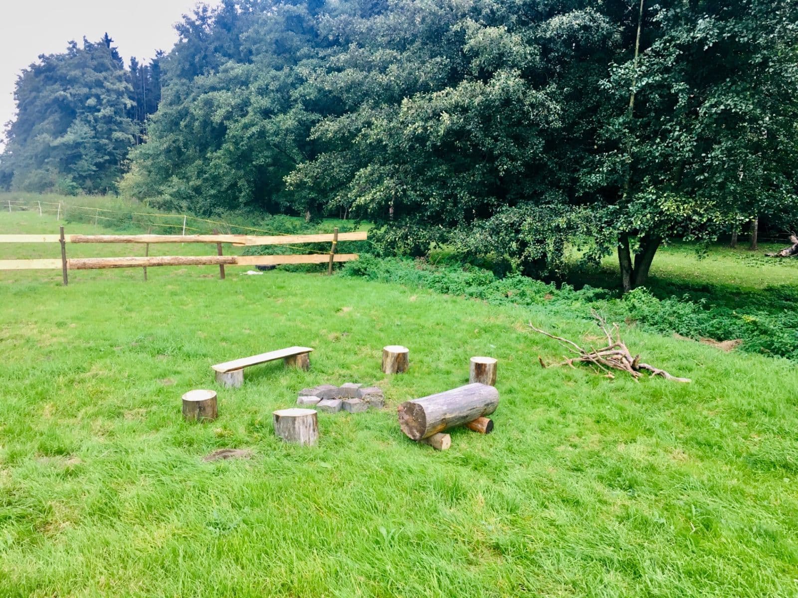 plot for sale, 36,000 m², Podolanka, Středočeský Region plot for sale, 36,000 m², Podolanka, Středočeský Region