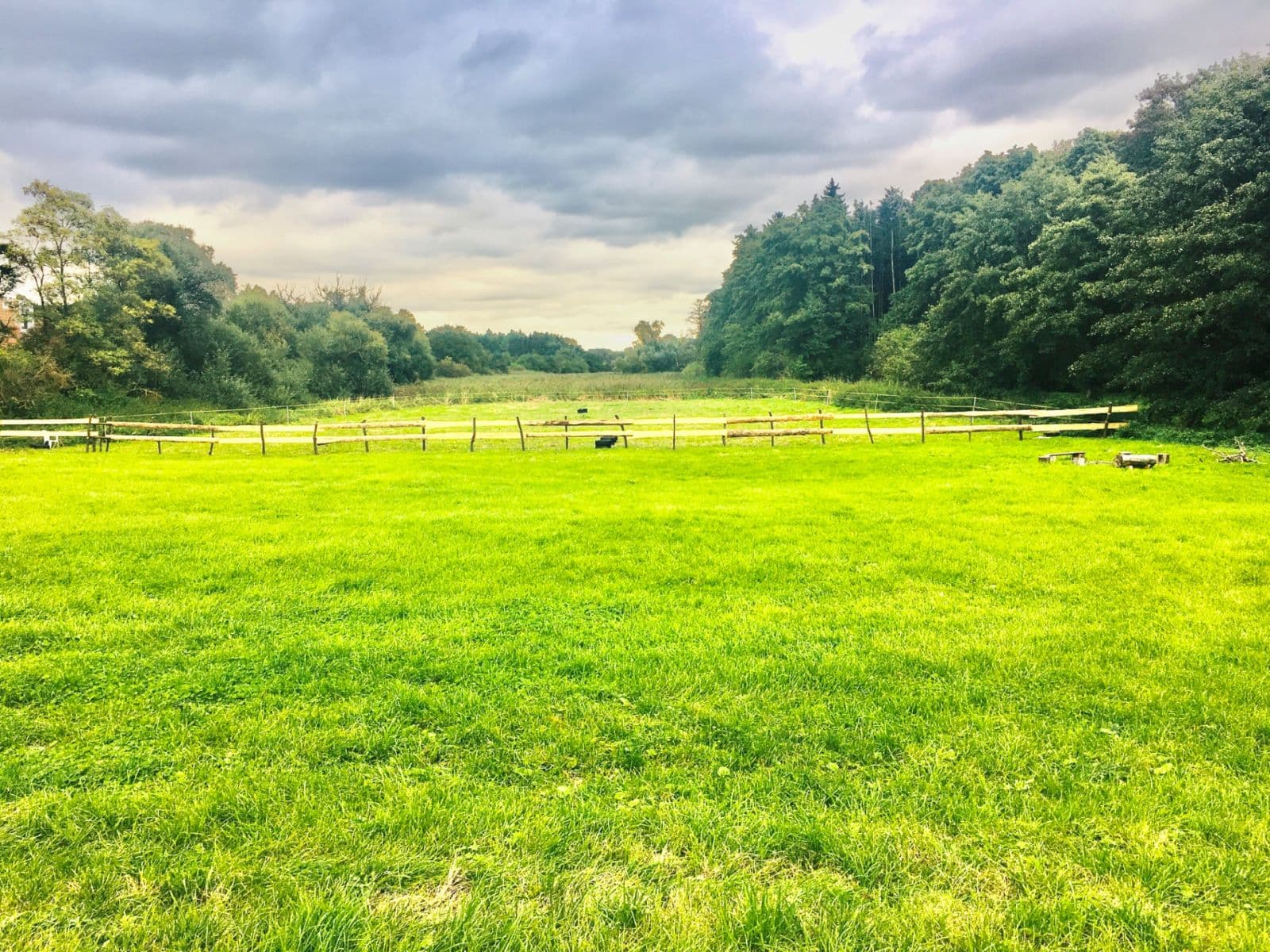 plot for sale, 36,000 m², Podolanka, Středočeský Region plot for sale, 36,000 m², Podolanka, Středočeský Region