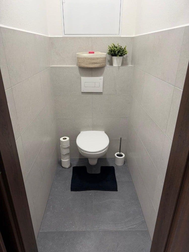 1 bedroom with open-plan kitchen flat to rent, 53 m², Topolová, Olomouc, Olomoucký Region 1 bedroom with open-plan kitchen flat to rent, 53 m², Topolová, Olomouc, Olomoucký Region