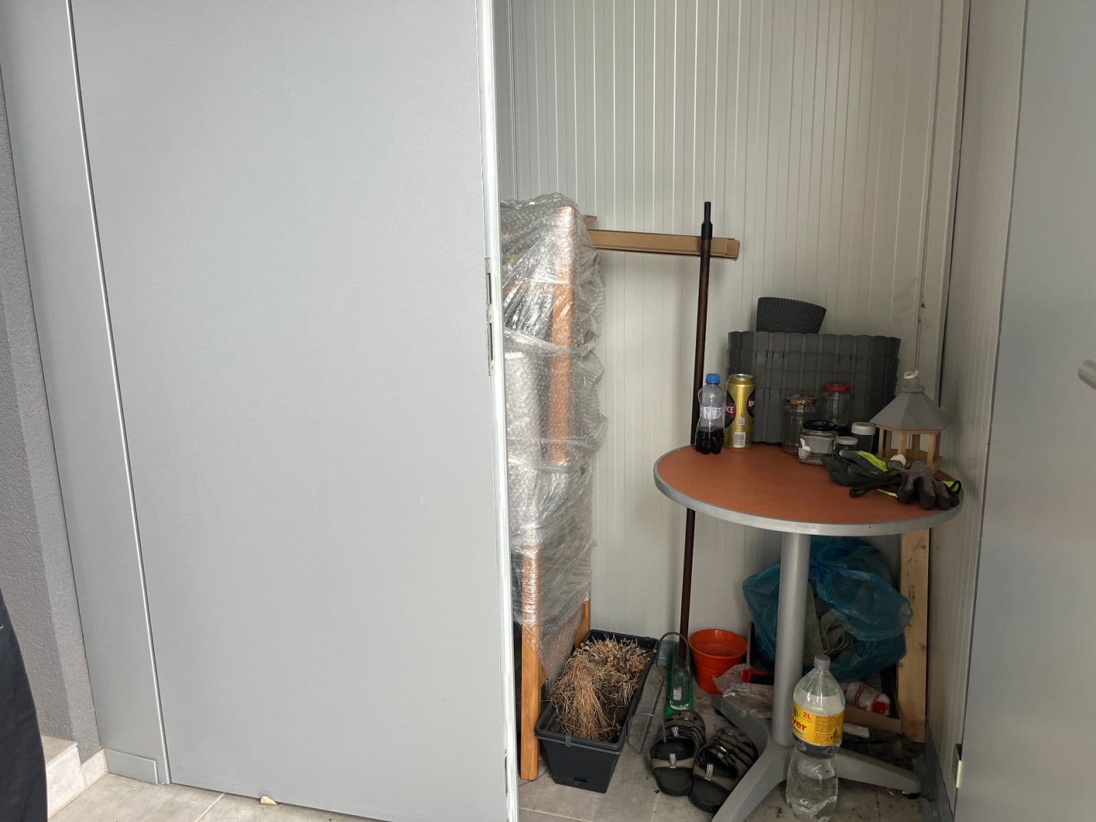 1 bedroom with open-plan kitchen flat to rent, 70 m², Mezi Vodami, Prague, Prague 1 bedroom with open-plan kitchen flat to rent, 70 m², Mezi Vodami, Prague, Prague