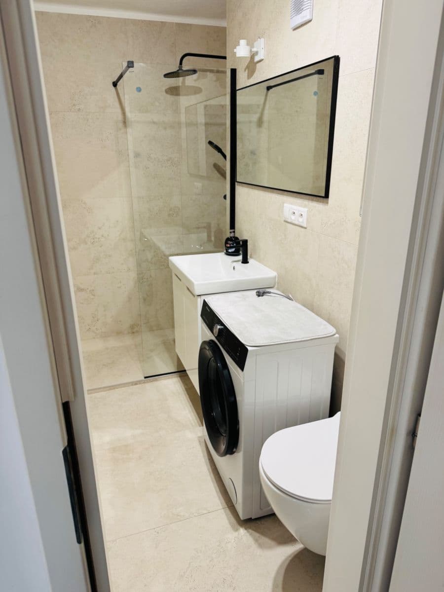 2 bedroom flat to rent, 55 m², Šoltésovej, Bratislava - mestská časť Staré Mesto, Bratislavský Region 2 bedroom flat to rent, 55 m², Šoltésovej, Bratislava - mestská časť Staré Mesto, Bratislavský Region