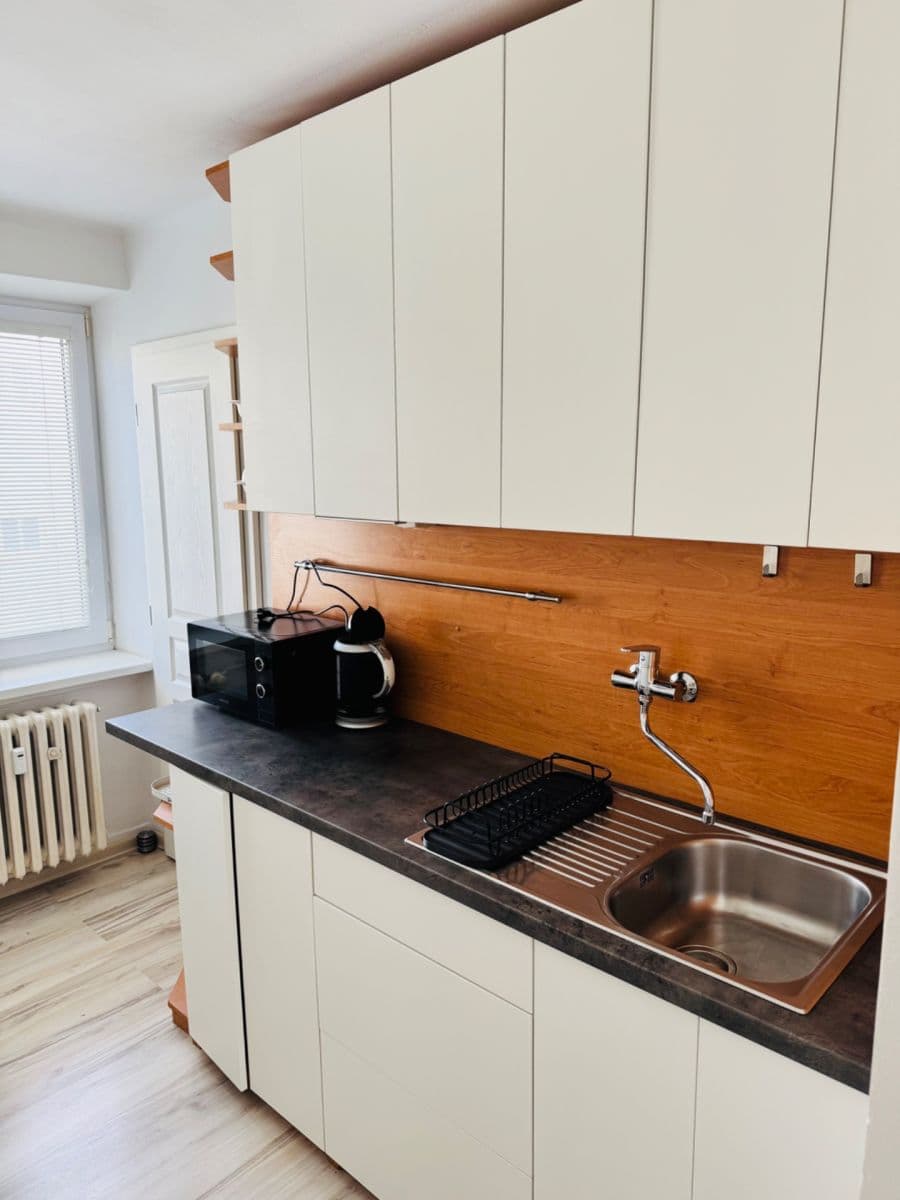 2 bedroom flat to rent, 55 m², Šoltésovej, Bratislava - mestská časť Staré Mesto, Bratislavský Region 2 bedroom flat to rent, 55 m², Šoltésovej, Bratislava - mestská časť Staré Mesto, Bratislavský Region