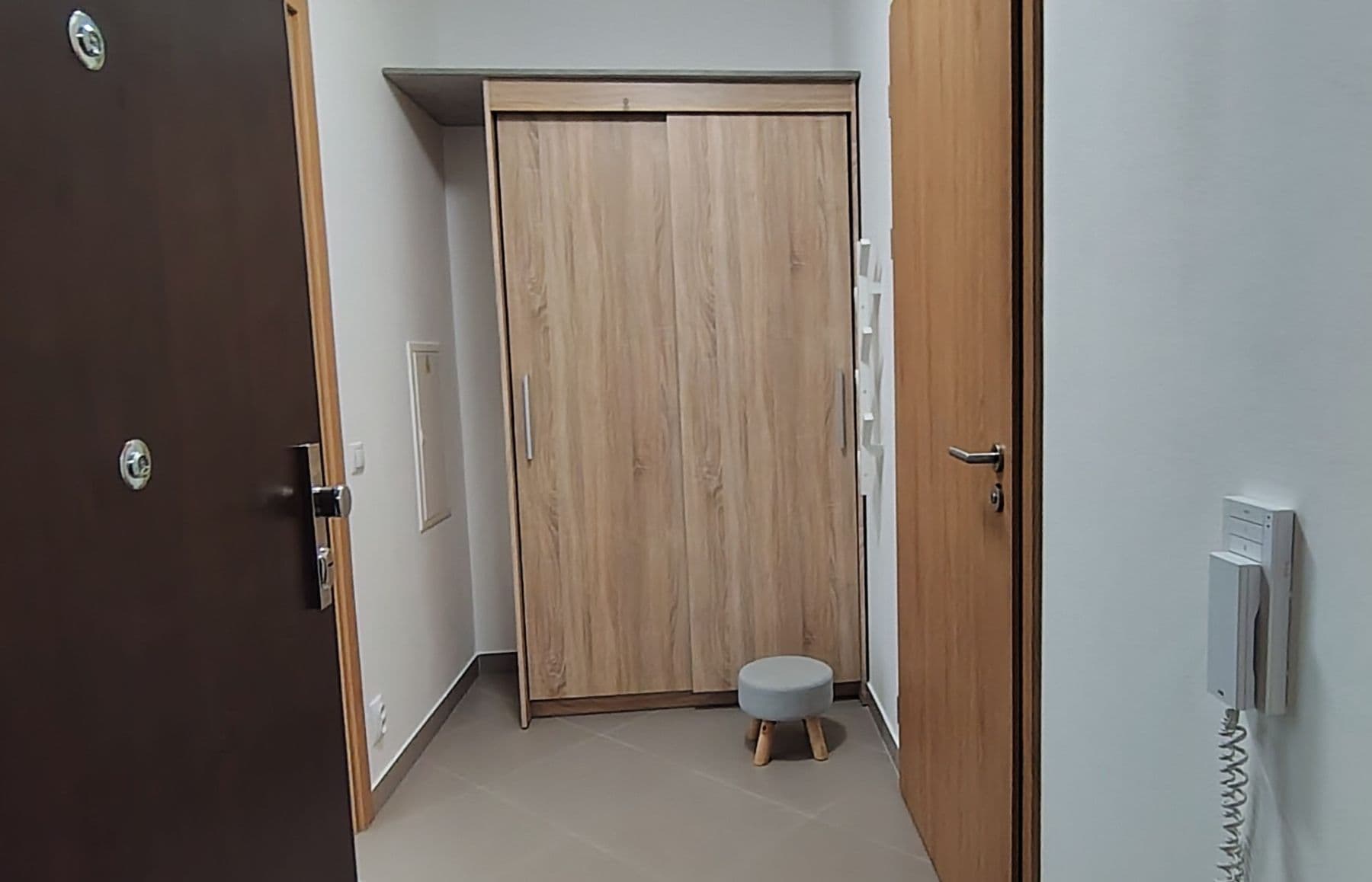 1 bedroom with open-plan kitchen flat to rent, 46 m², Hlučkova, Prague, Prague 1 bedroom with open-plan kitchen flat to rent, 46 m², Hlučkova, Prague, Prague