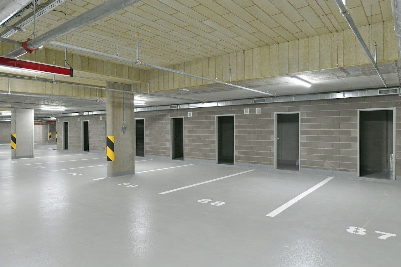 1 bedroom with open-plan kitchen flat to rent, 59 m², Michelská, Prague, Prague 1 bedroom with open-plan kitchen flat to rent, 59 m², Michelská, Prague, Prague