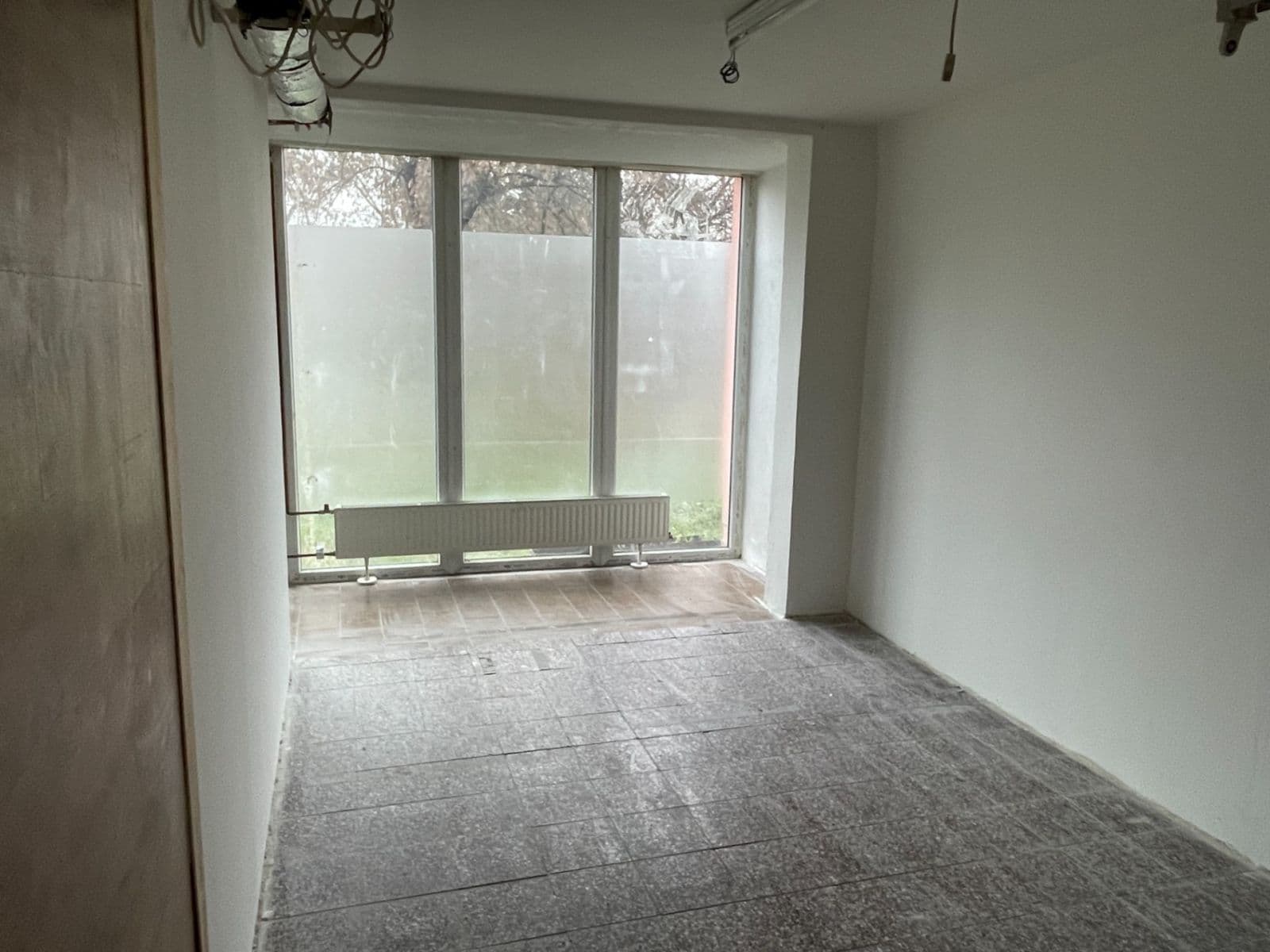 non-residential property to rent, 33 m², Konstantinova, Prague, Prague non-residential property to rent, 33 m², Konstantinova, Prague, Prague