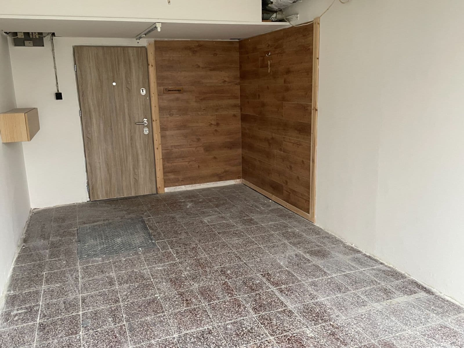 non-residential property to rent, 33 m², Konstantinova, Prague, Prague non-residential property to rent, 33 m², Konstantinova, Prague, Prague