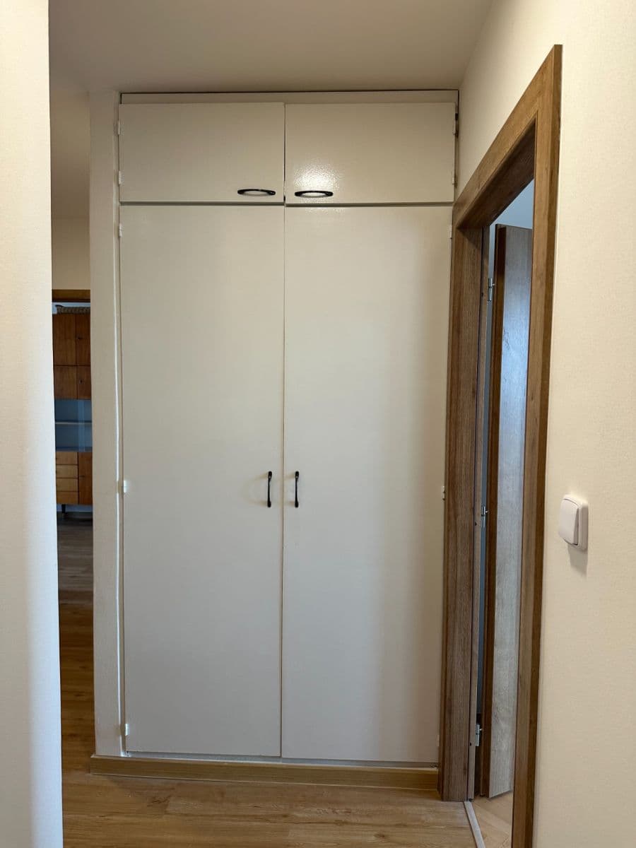 3 bedroom flat to rent, 75 m², Nad Olšinami, Prague, Prague 3 bedroom flat to rent, 75 m², Nad Olšinami, Prague, Prague