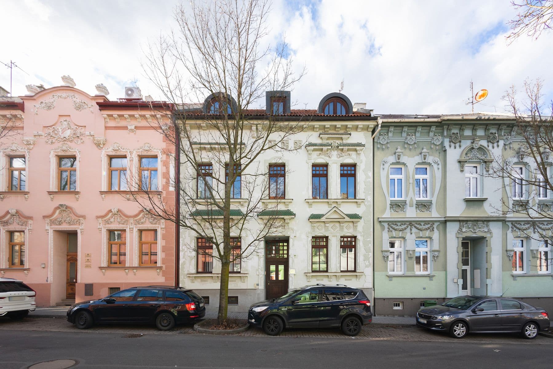 house for sale, 378 m², Poděbradova, Chomutov, Ústecký Region house for sale, 378 m², Poděbradova, Chomutov, Ústecký Region